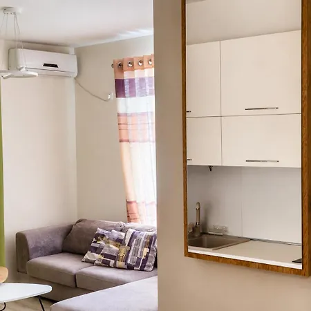 Bright & Peaceful 2-bedroom Near Zoo And The Park Appartement *
